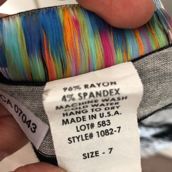 Girls Flip T-Shirt Size 7 - Picture 3 of 6